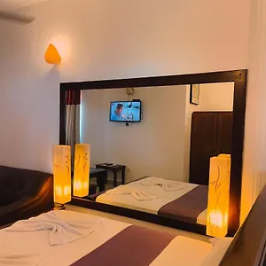 Hotel Lavinia Blue Dehiwala-Mount Lavinia